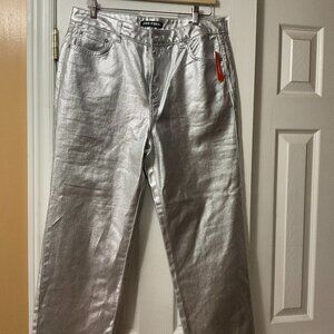 Women's straight-leg silver jeans. Are you ready for Cowboy Carter?!